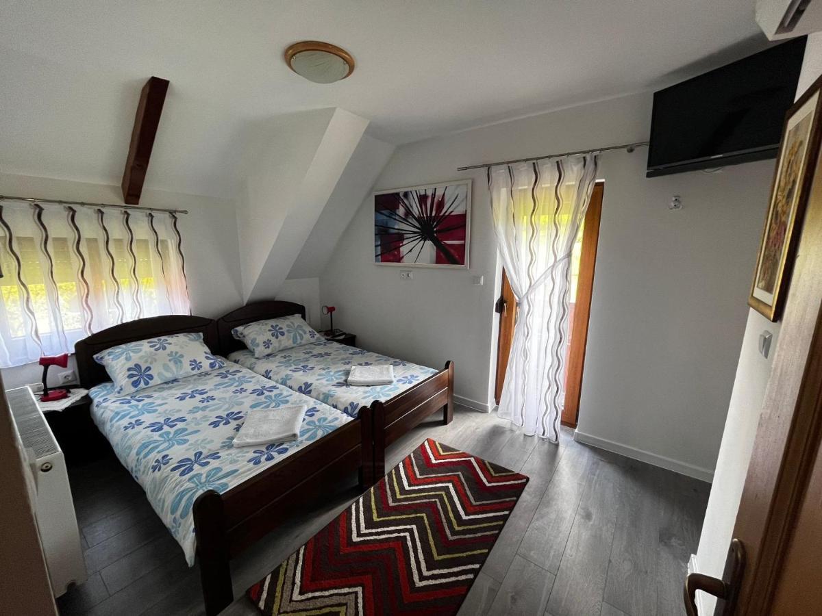 Plitvice Pension Perisic كورينيتسا المظهر الخارجي الصورة