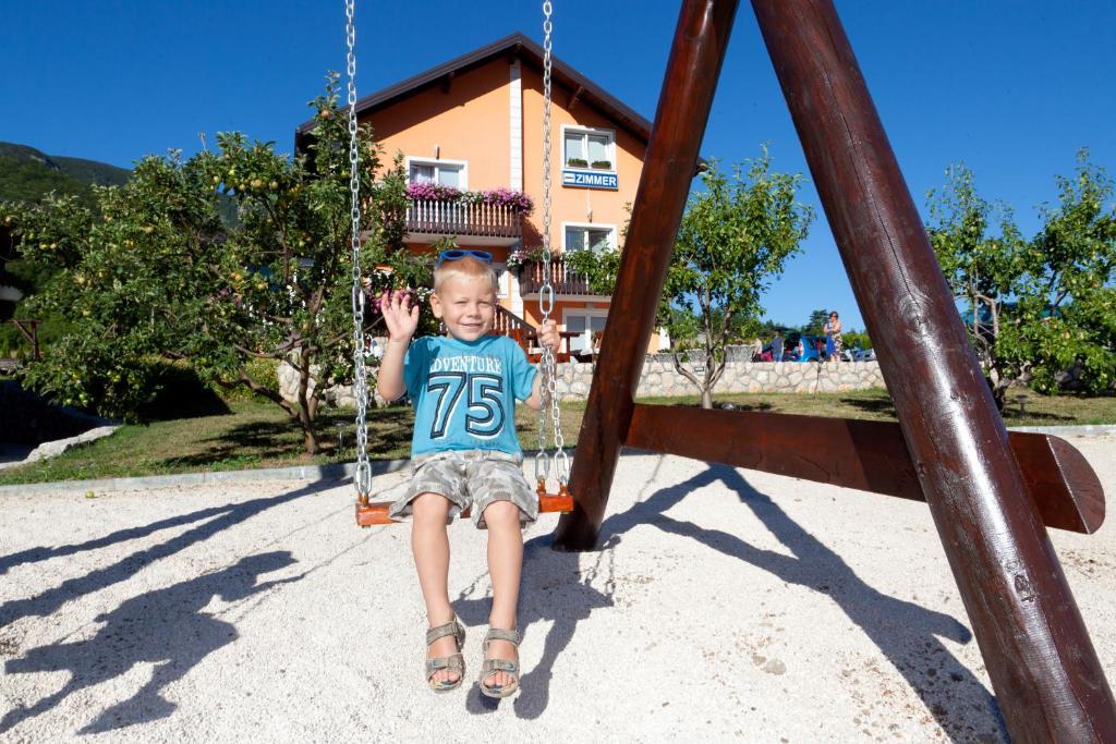 Plitvice Pension Perisic كورينيتسا المظهر الخارجي الصورة