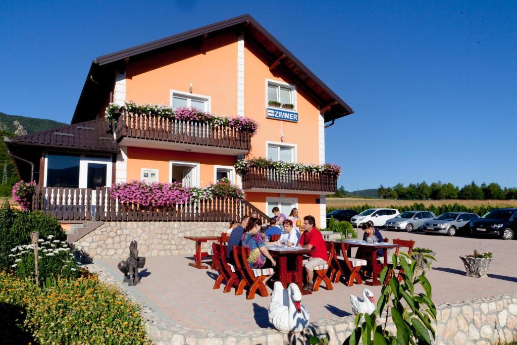 Plitvice Pension Perisic كورينيتسا المظهر الخارجي الصورة
