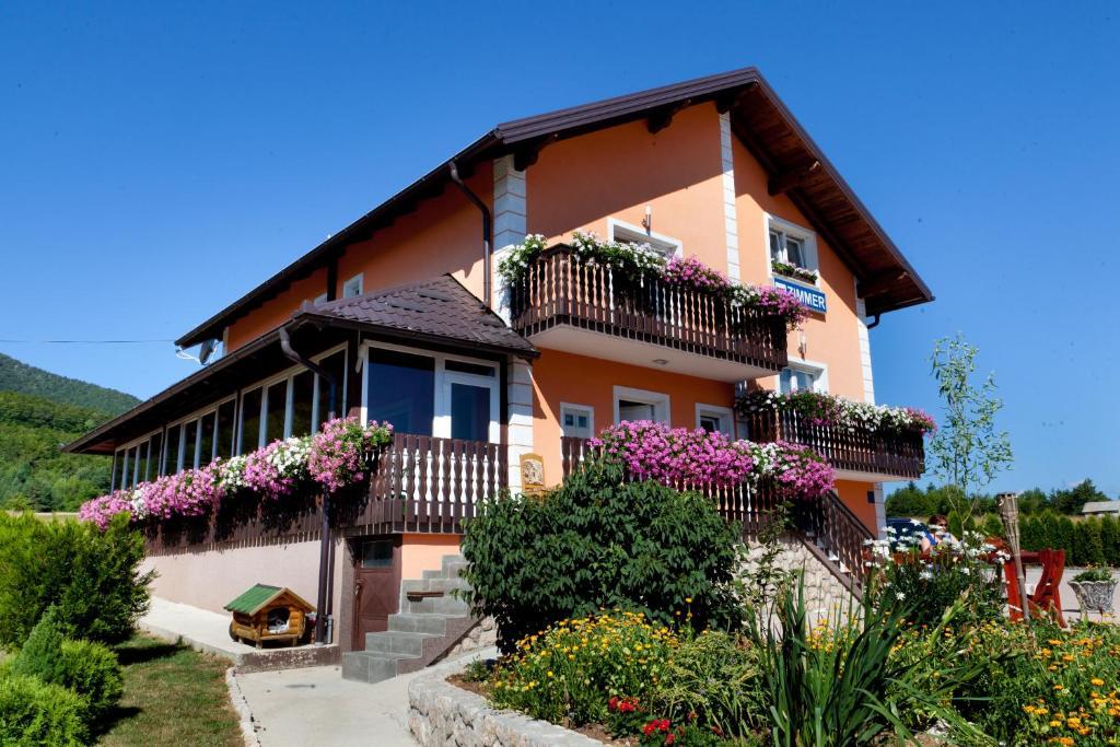 Plitvice Pension Perisic كورينيتسا المظهر الخارجي الصورة